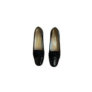 vintage Salvatore Ferragamo black block heels in great condition
